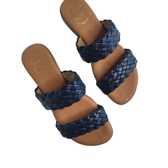 Andre Assous Women's Naria Featherweight Flat Sandal Size 7 - Picture 6 of 7